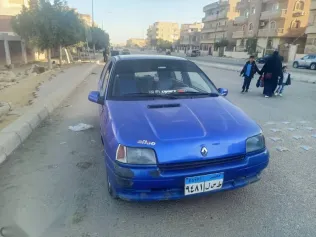 رينو كليو 1994 أزرق غامق مستعملة للبيع