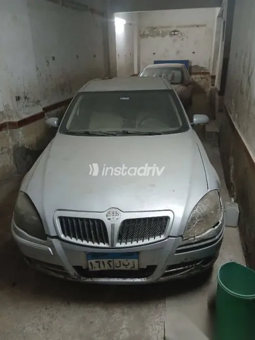 بريليانس سبلندور 2008 فضي مستعملة للبيع - 1