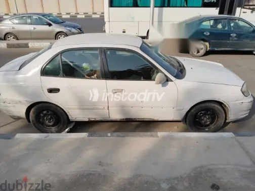 هيونداي فيرنا 2007 أبيض مستعملة للبيع - 4