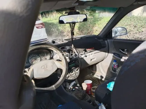 هيونداي فيرنا 2007 أبيض مستعملة للبيع - 6