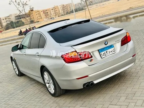 بي ام دبليو 528 2011 فضي مستعملة للبيع - 2
