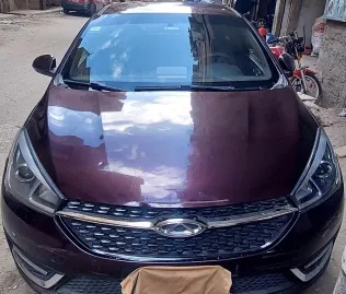 شيرى اريزو 5 2022 أبيض مستعملة للبيع