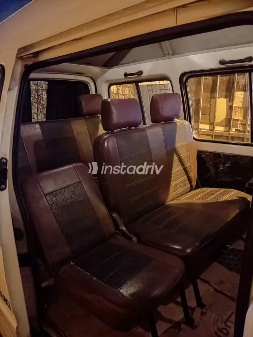 سوزوكى فان تومنايا 2025 أبيض مستعملة للبيع - 2