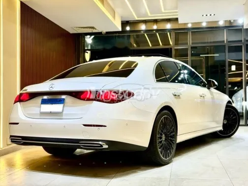 مرسيدس E 200 2024 أبيض مستعملة للبيع - 4