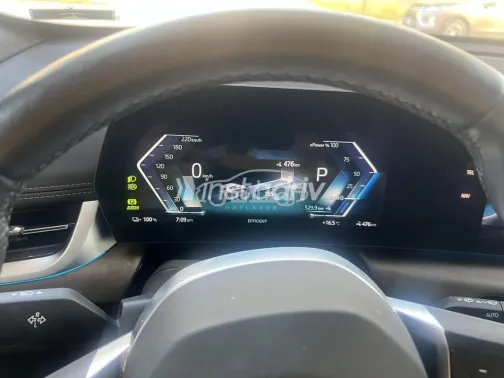 بي ام دبليو اى اكس 1 2024 رمادي مستعملة للبيع - 2