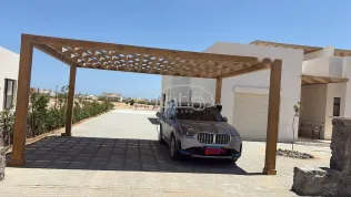 بي ام دبليو اى اكس 1 2024 رمادي مستعملة للبيع