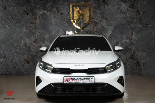 Kia K3 2023 White Used for Sale - 1