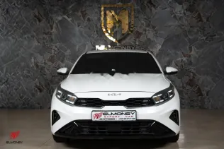 Kia K3 2023 White Used for Sale
