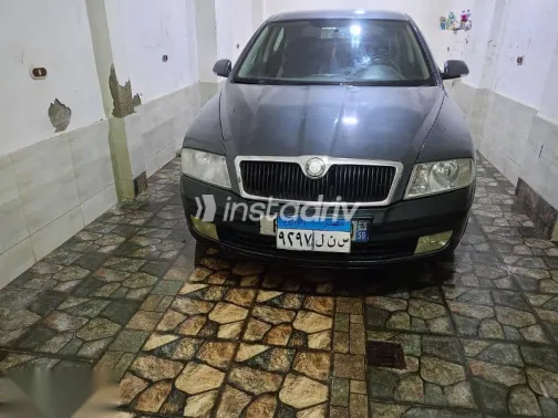 سكودا اوكتافيا 2007 رمادي مستعملة للبيع - 2
