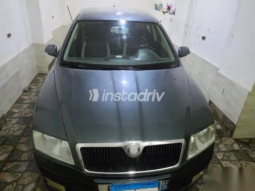 سكودا اوكتافيا 2007 رمادي مستعملة للبيع - 4