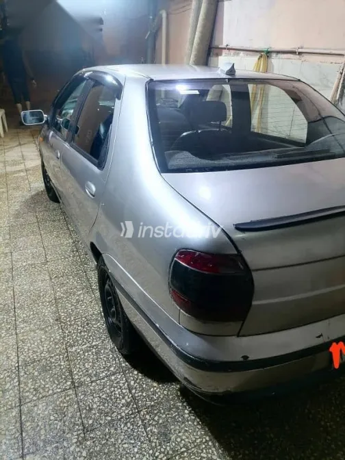 فيات سينا 2001 فضي مستعملة للبيع - 2