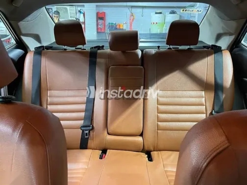 تويوتا كورولا 2015 أسود مستعملة للبيع - 8