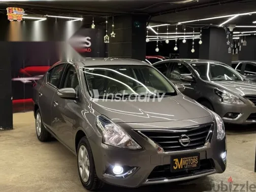 نيسان صنى 2025 رمادي مستعملة للبيع - 3