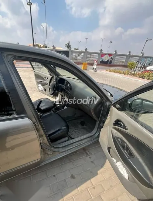 دايو نوبيرا 2003 بني مستعملة للبيع - 4