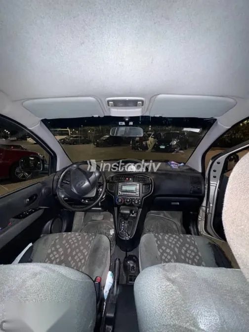 هيونداي ماتريكس 2010 ذهبي مستعملة للبيع - 8