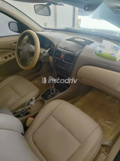 نيسان صنى 2005 ذهبي مستعملة للبيع - 7