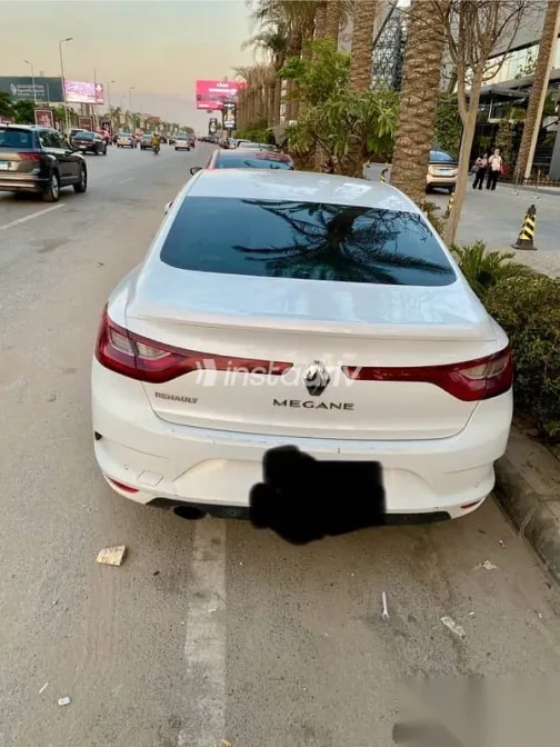 رينو ميجان 2020 أبيض مستعملة للبيع - 2