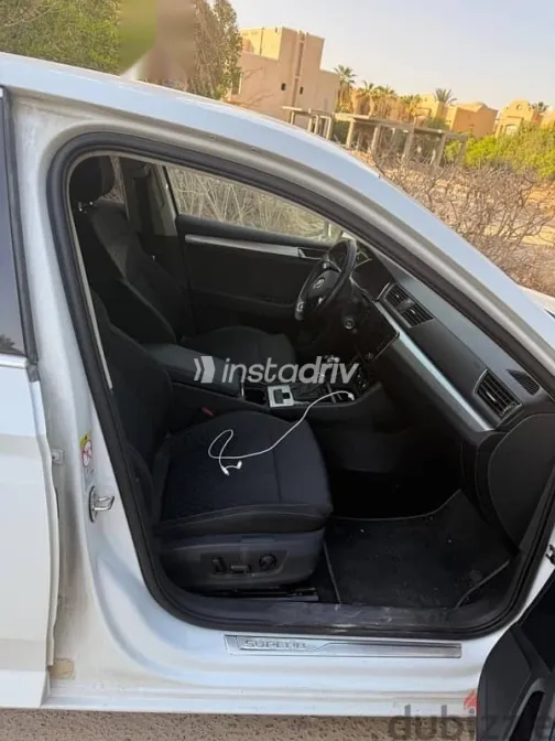 Skoda Superb 2023 White Used for Sale - 8