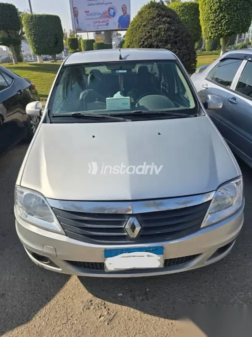 رينو لوجان 2013 فضي مستعملة للبيع - 2