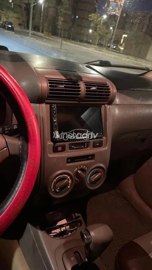 تويوتا افانزا 2008 أحمر غامق مستعملة للبيع - 4