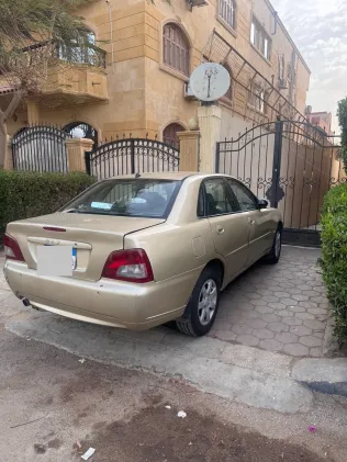 بروتون واجا 2008 أبيض مستعملة للبيع