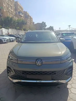 فولكس فاغن تيجون 2026 رمادي جديدة للبيع