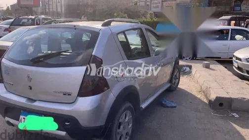 رينو سانديرو 2013 فضي مستعملة للبيع - 2