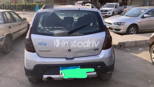 رينو سانديرو 2013 فضي مستعملة للبيع - 3