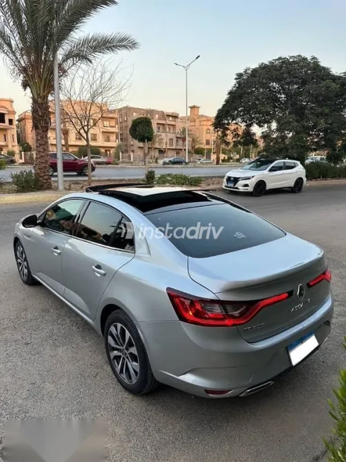 Renault Megane 2022 Gray Used for Sale - 7