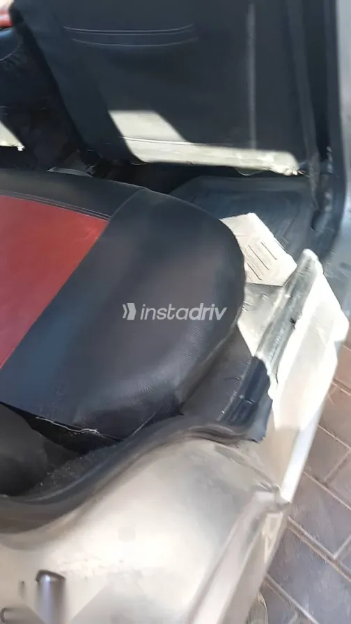 فيات اونو 2002 فضي مستعملة للبيع - 8