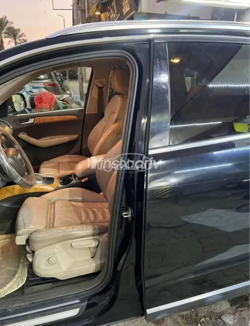 اودي Q5 2011 أسود مستعملة للبيع - 4