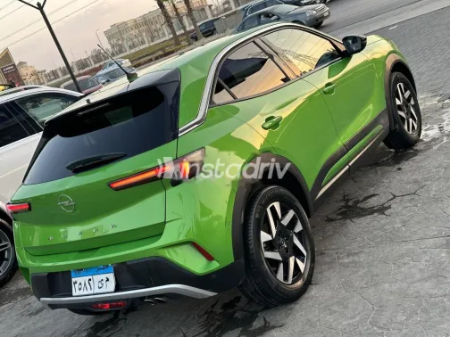 اوبل موكا 2022 أبيض مستعملة للبيع - 4