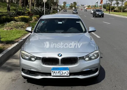 BMW 318 2017 White Used for Sale - 1