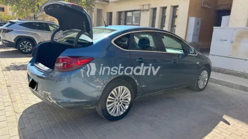 Opel Astra 2014 White Used for Sale - 6