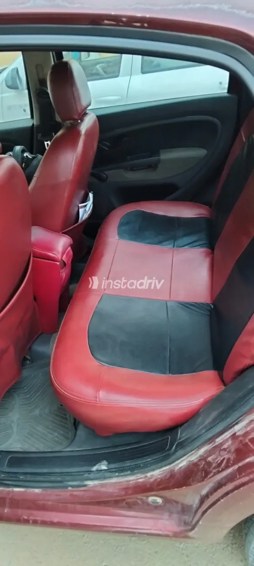 فيات لينيا 2013 أبيض مستعملة للبيع - 5