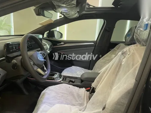 فولكس فاغن اي دي 4 2024 رمادي جديدة للبيع - 5