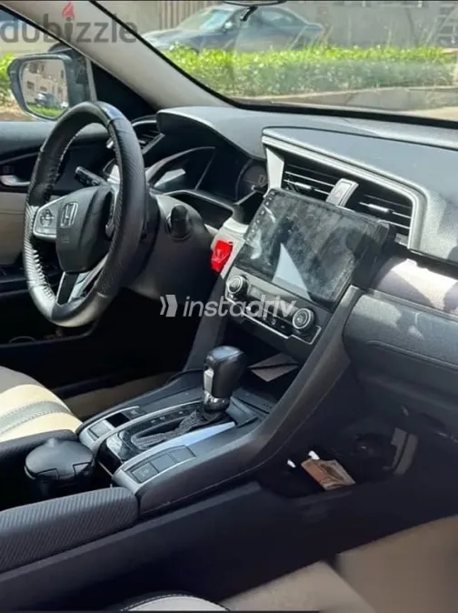 Honda Civic 2018 Silver Used for Sale - 7