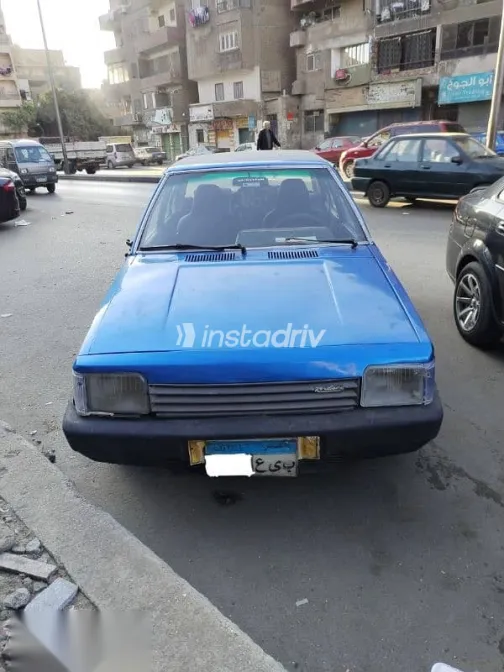 مازدا 323 1981 أزرق غامق مستعملة للبيع - 5