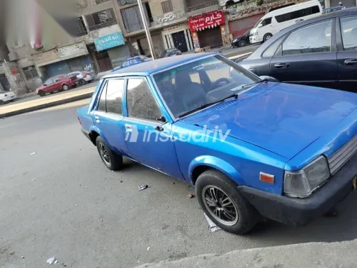 مازدا 323 1981 أزرق غامق مستعملة للبيع - 8