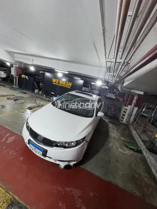 كيا سيراتو 2010 أبيض مستعملة للبيع - 5