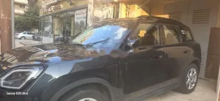 مينى كانترى مان 2024 رمادي مستعملة للبيع