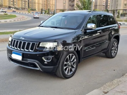 جيب جراند شيروكي 2018 أسود مستعملة للبيع - 1