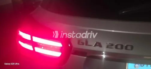 Mercedes GLA 200 2018 Silver Used for Sale - 2