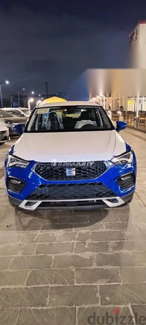 سيات اتيكا 2025 أزرق غامق جديدة للبيع - 2