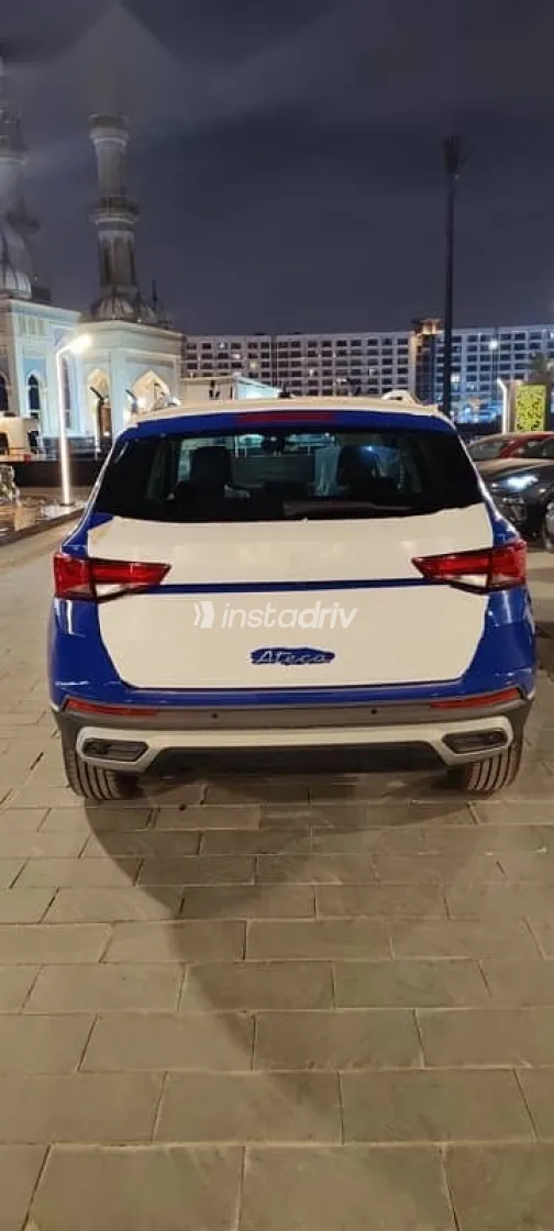 سيات اتيكا 2025 أزرق غامق جديدة للبيع - 4