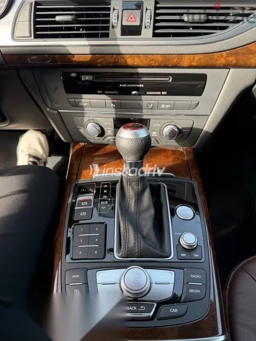 اودي A7 2015 أحمر مستعملة للبيع - 8