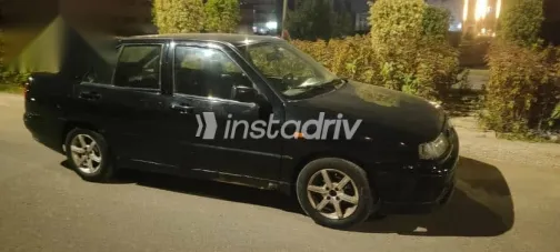 سيات توليدو 1996 أسود مستعملة للبيع - 3