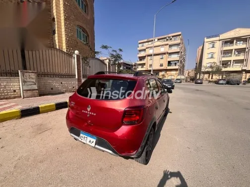 Renault Sandero 2019 Burgundy Used for Sale - 4