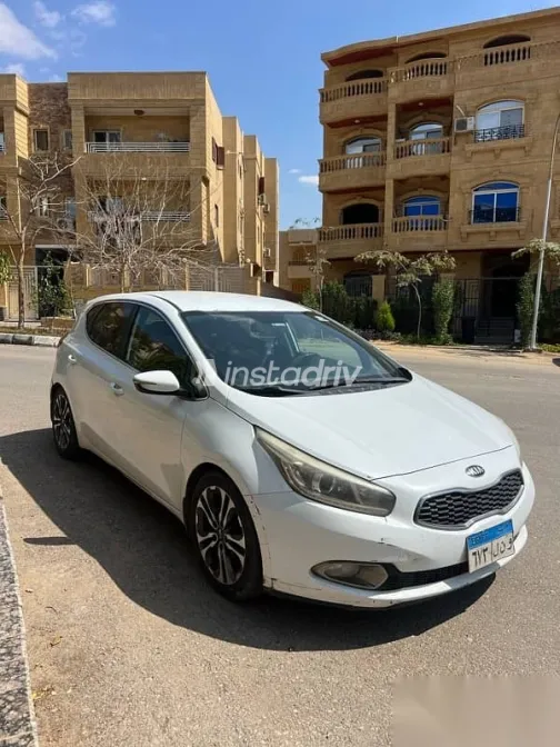 كيا سيد 2016 أبيض مستعملة للبيع - 5