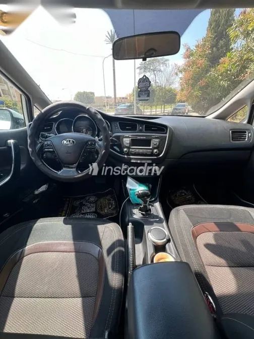 كيا سيد 2016 أبيض مستعملة للبيع - 7